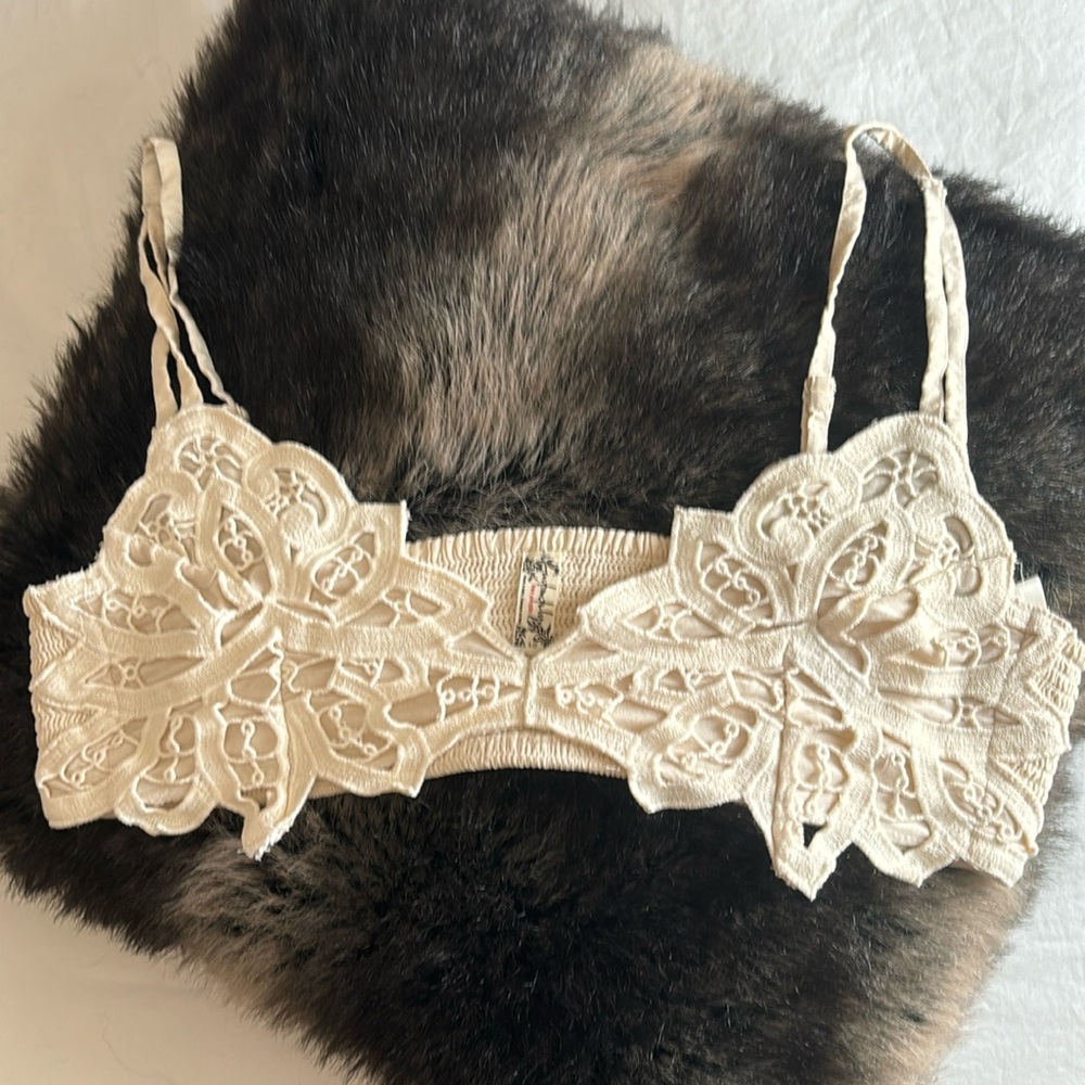 Free People Intimately size Large Bralette Cream Floral